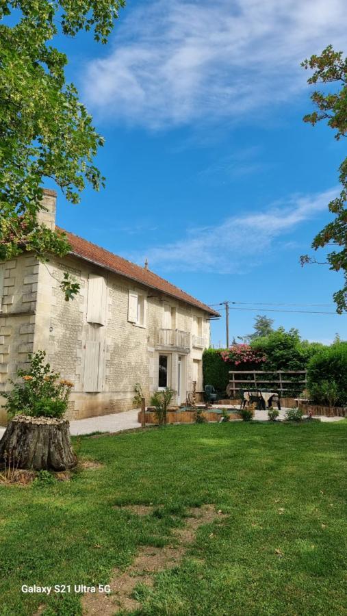 Logis De Pagnolet Villa Ozillac Bagian luar foto